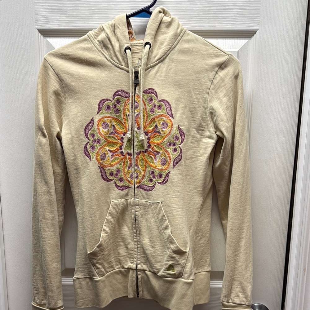 ASCEND Women's Cream Hoodie with Embroidered Design